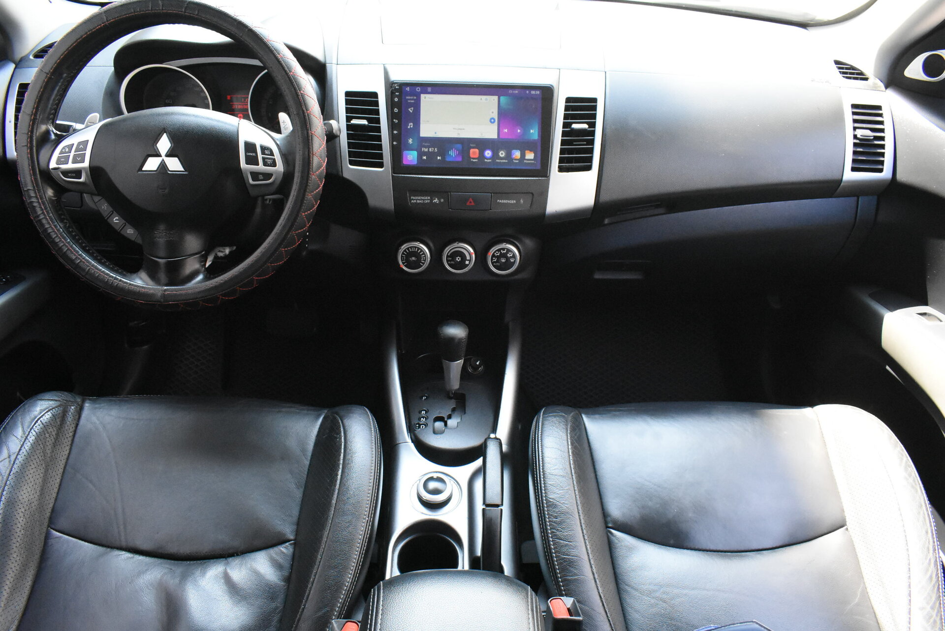 Mitsubishi Outlander, II 3.0 AT (220 л.с.) 4WD 2008