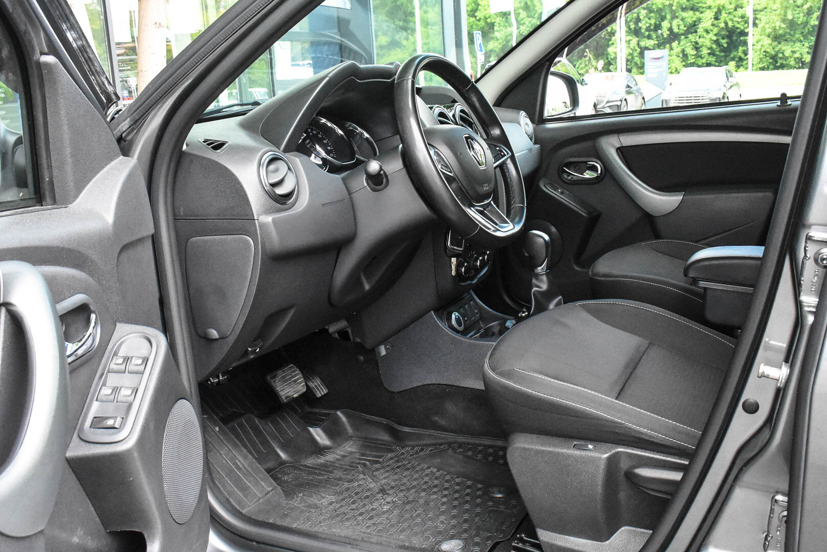 Renault Duster, I Рестайлинг 2.0 AT (143 л.с.) 4WD 2020