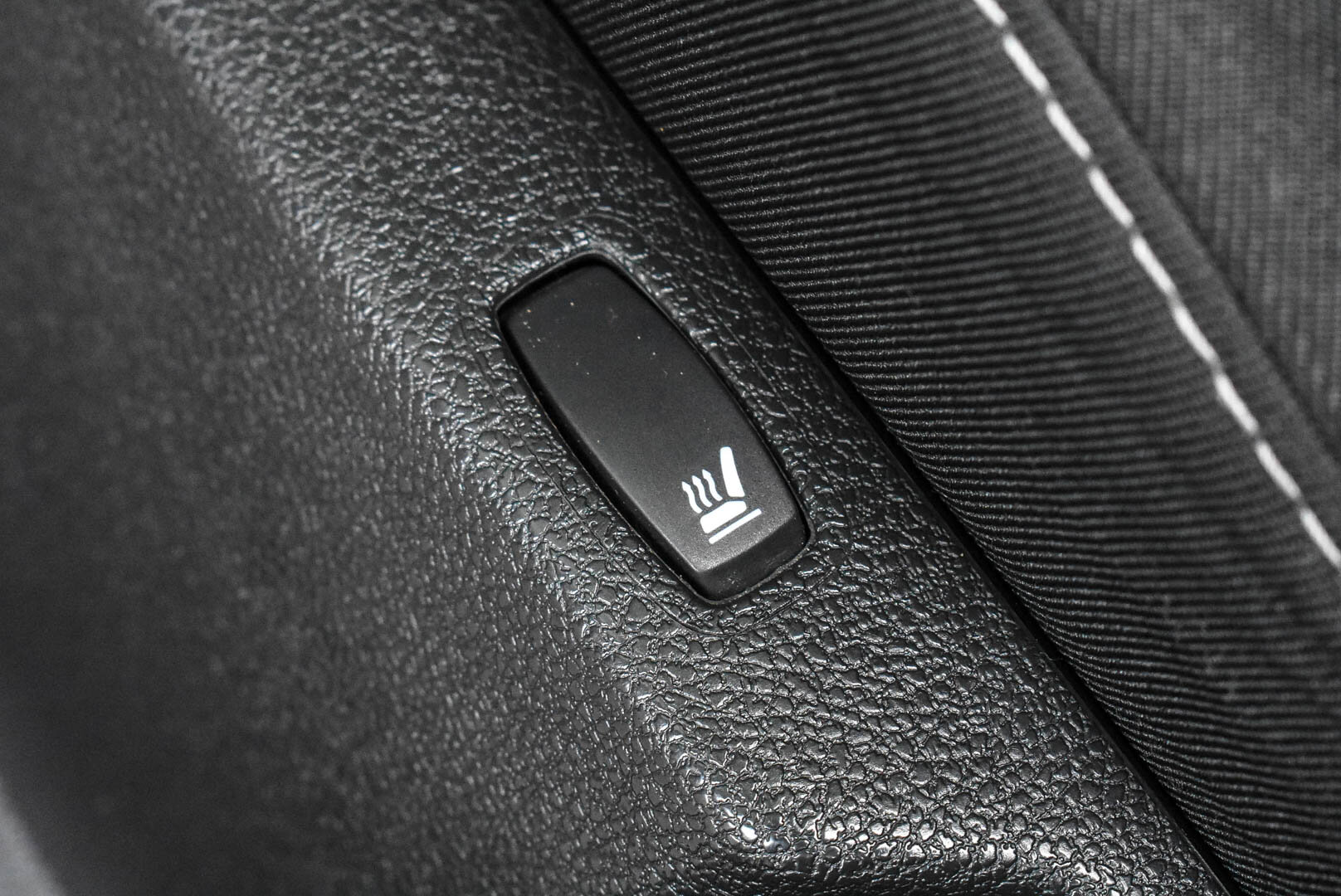 Renault Duster, I Рестайлинг 2.0 AT (143 л.с.) 4WD 2020
