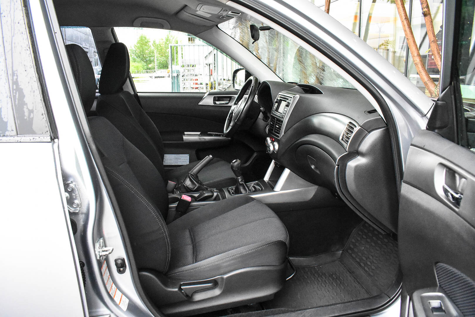 Subaru Forester, III Рестайлинг 2.0 MT (150 л.с.) 4WD 2012