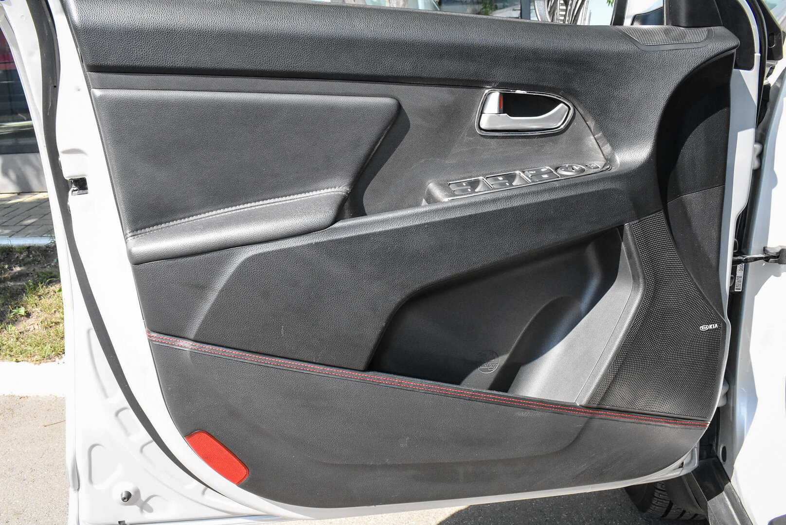 Kia Sportage, III 2.0 AT (150 л.с.) 4WD 2012