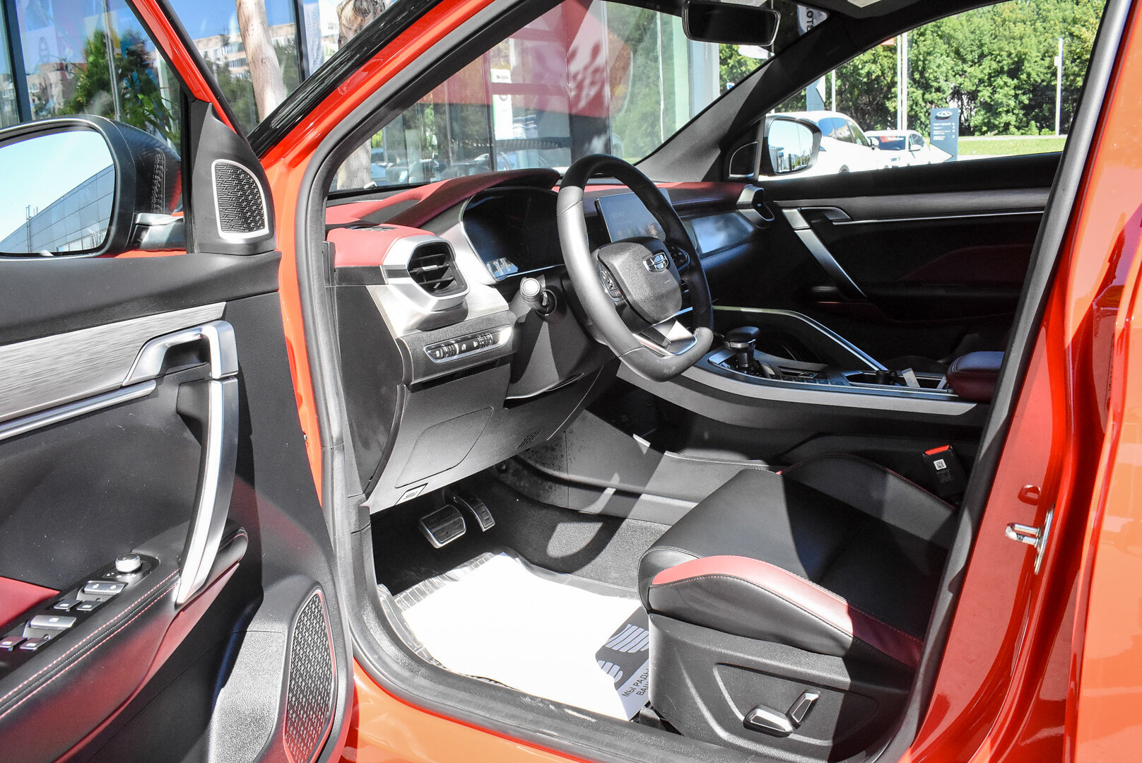 Geely Coolray, I 1.5 AMT (150 л.с.) 2023
