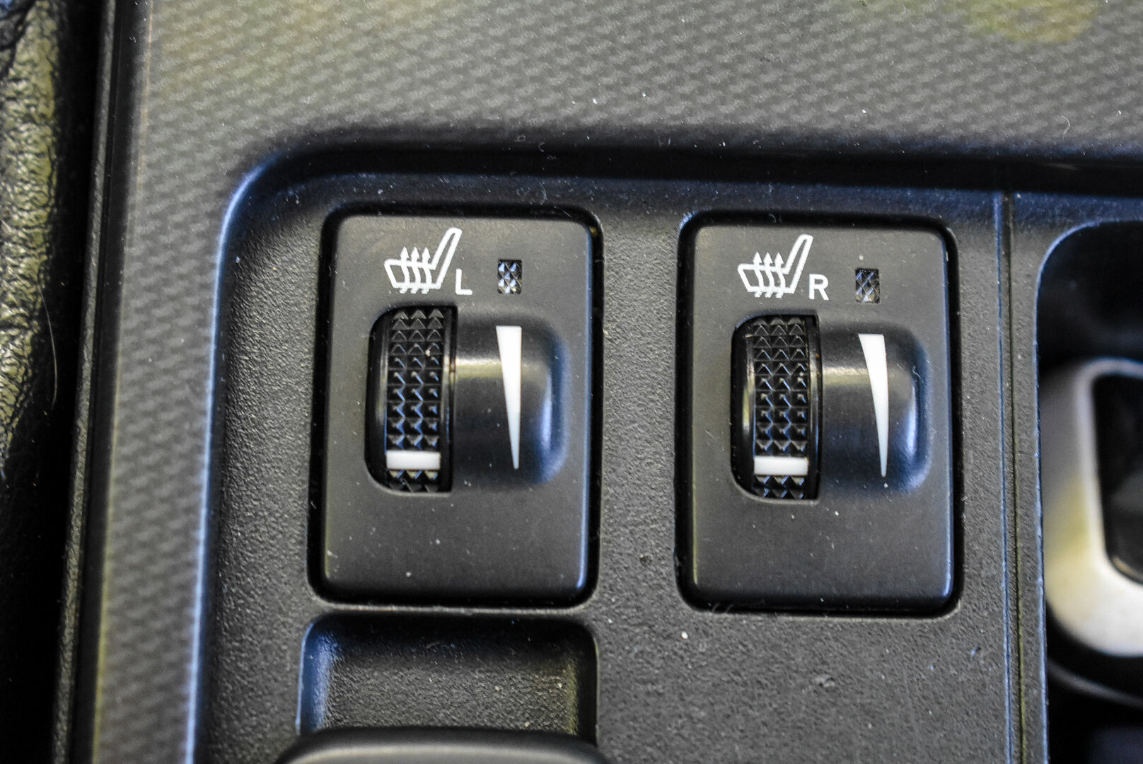 Toyota Land Cruiser Prado, 150 Series 3.0d AT (173 л.с.) 4WD 2013