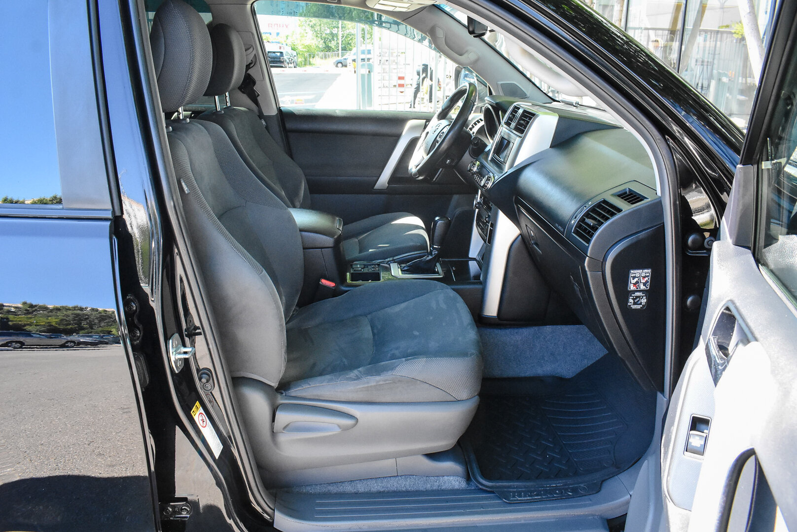 Toyota Land Cruiser Prado, 150 Series 3.0d AT (173 л.с.) 4WD 2013