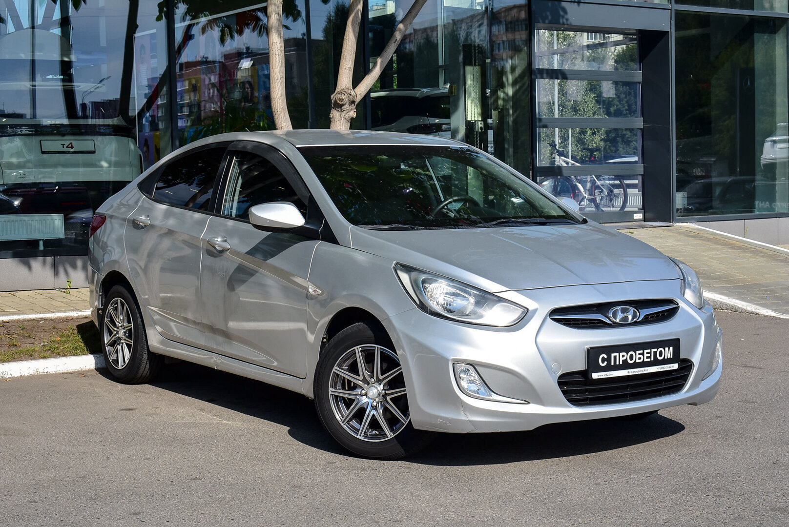 Hyundai Solaris, I 1.4 AT (107 л.с.) 2013