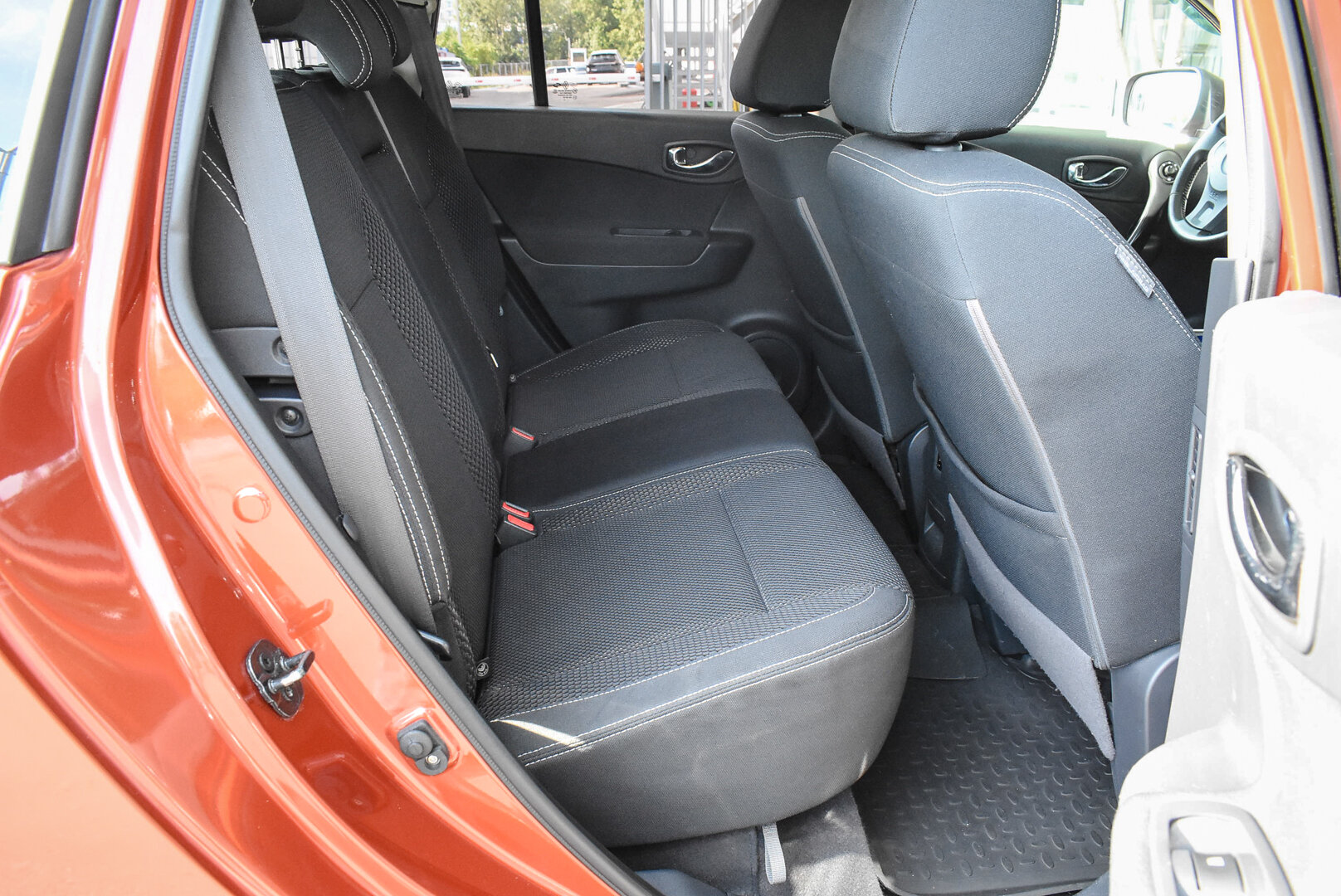 Renault Koleos, I Рестайлинг 2 2.5 CVT (171 л.с.) 4WD 2014