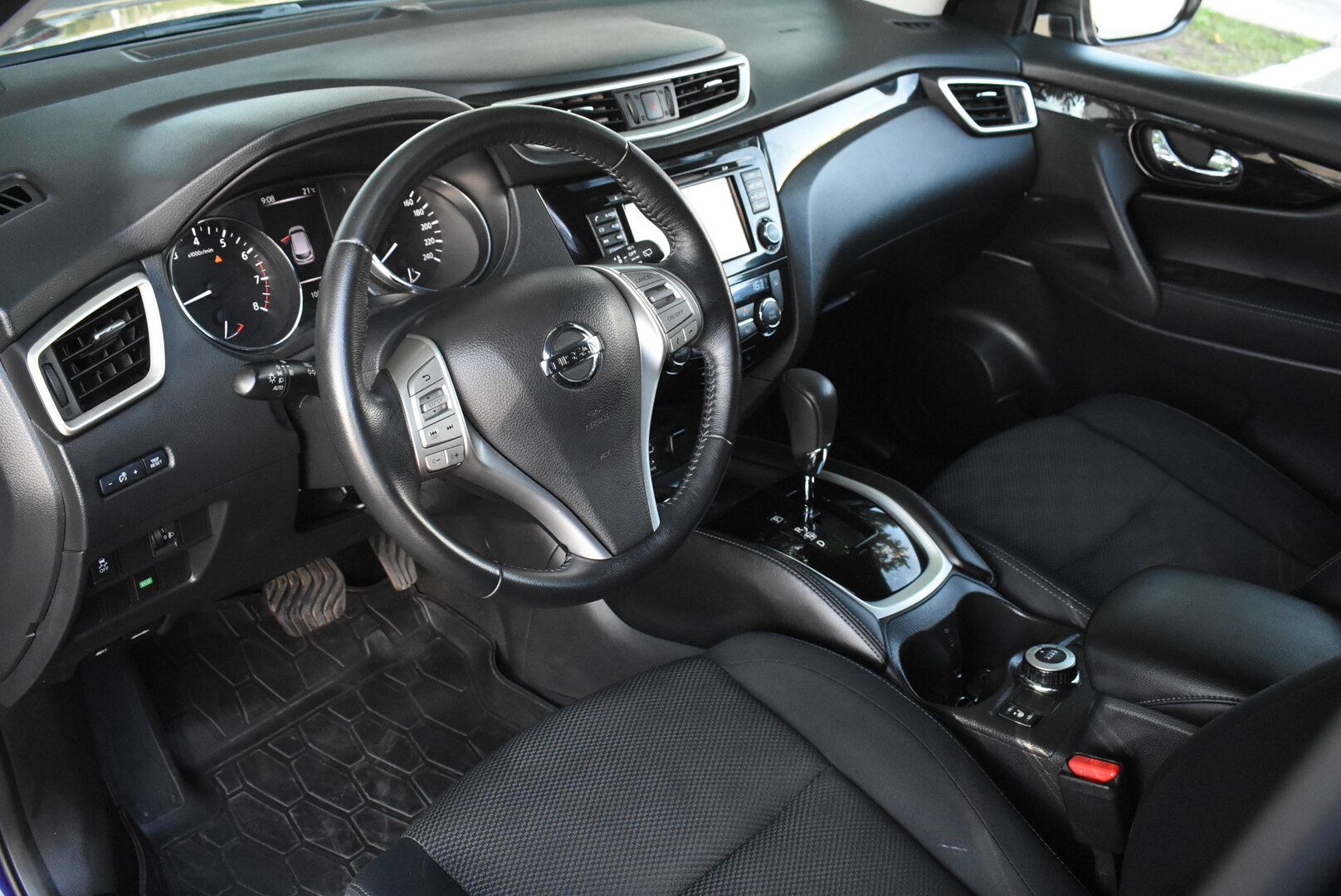 Nissan Qashqai, II 2.0 CVT (144 л.с.) 4WD 2018