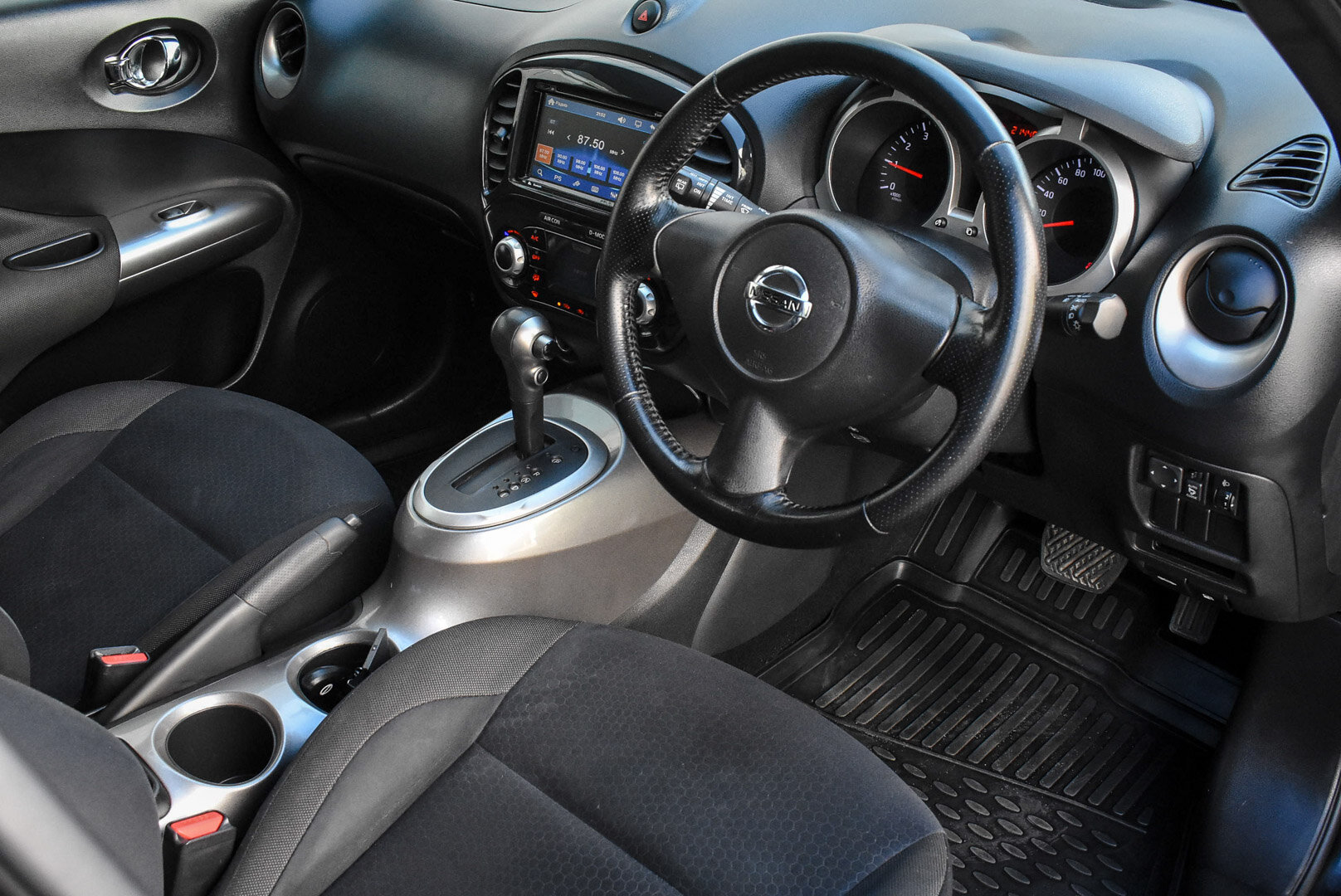 Nissan Juke, I 1.5 CVT (114 л.с.) 2012