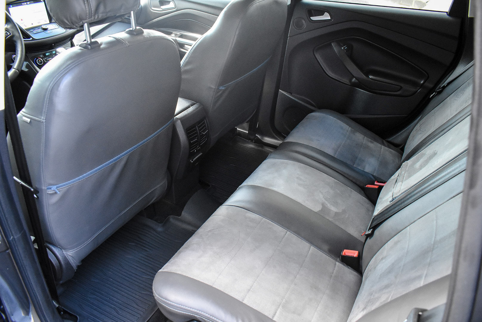 Ford Kuga, II Рестайлинг 1.5 AT (150 л.с.) 4WD 2017