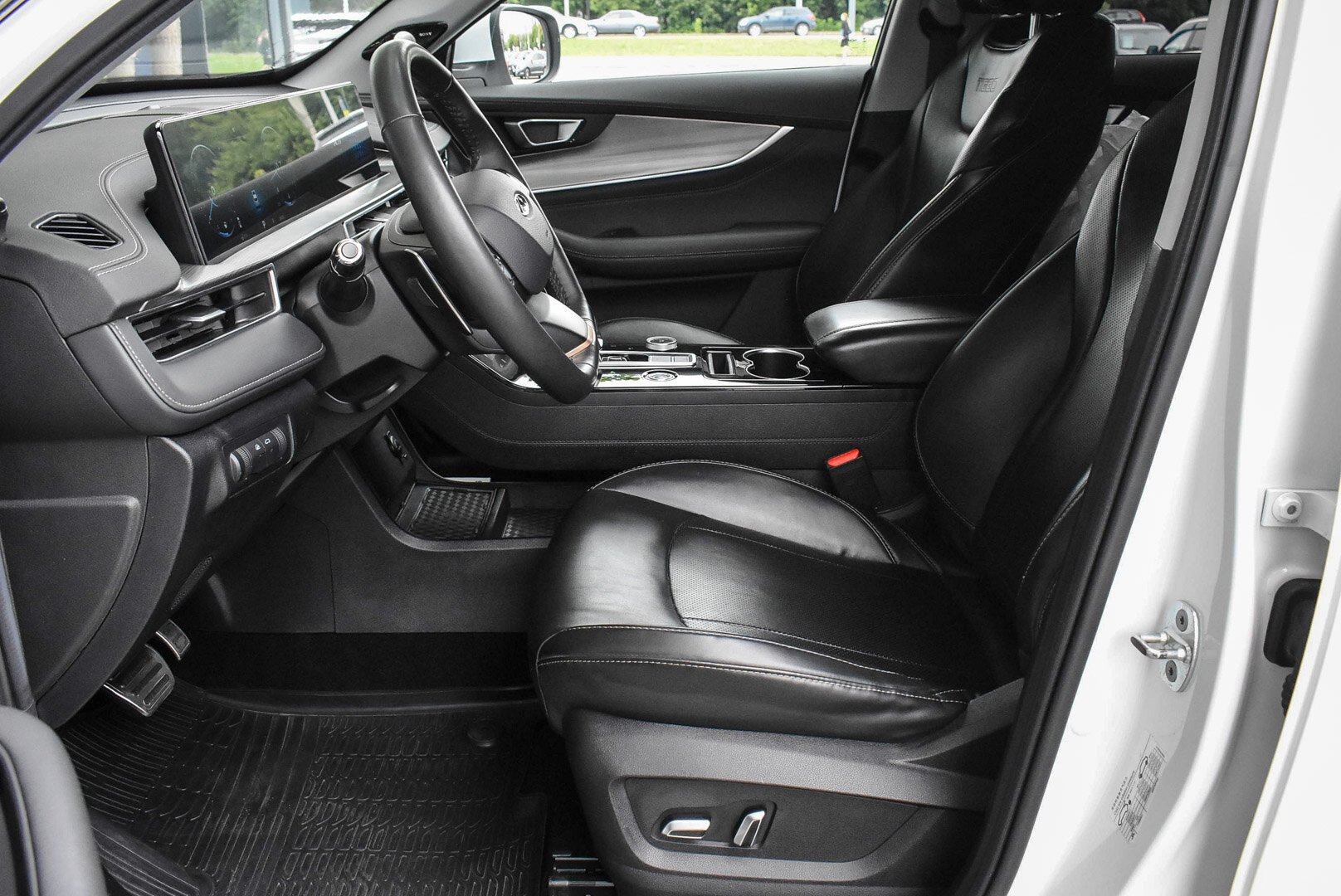 Chery Tiggo 8 Pro Max, I 2.0 AMT (197 л.с.) 4WD 2023