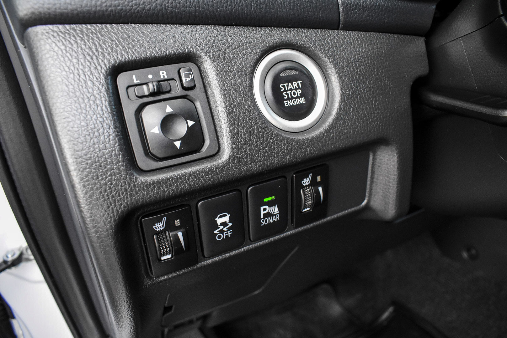 Mitsubishi Montero Sport, III Рестайлинг 3.0 AT (209 л.с.) 4WD 2021