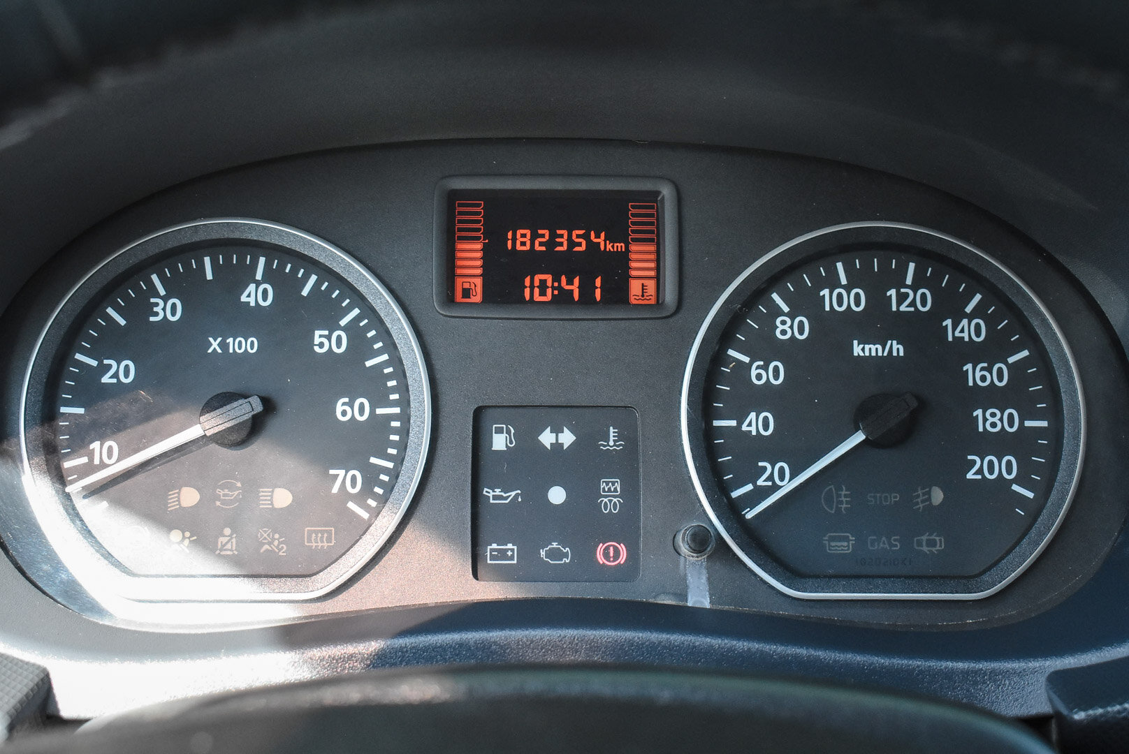 Renault Sandero, I Stepway 1.6 MT (84 л.с.) 2012