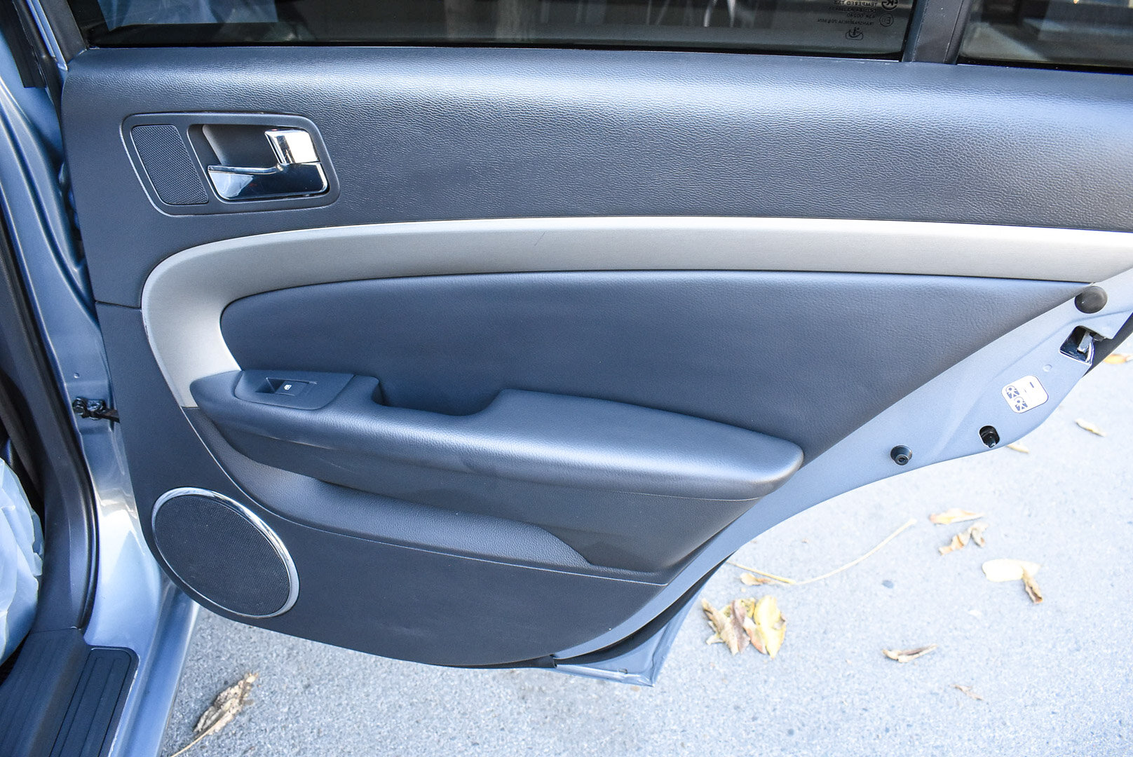 Chevrolet Epica, V250 Рестайлинг 2.0 AT (143 л.с.) 2011