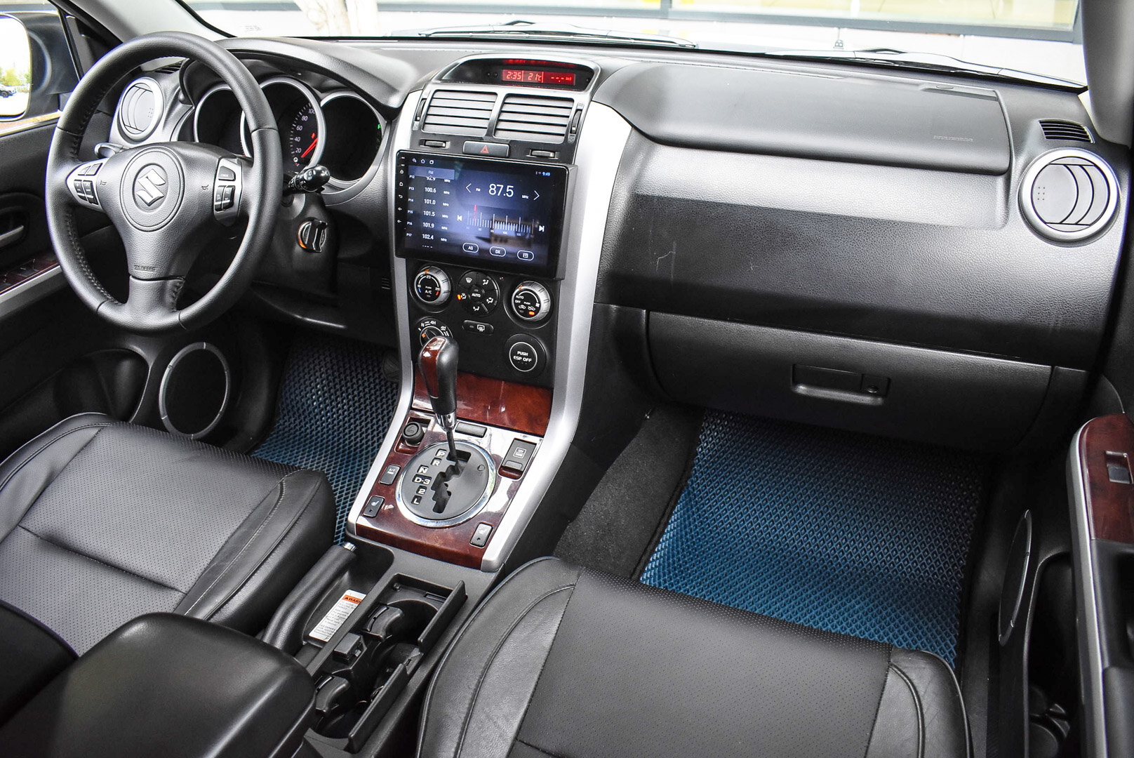Suzuki Grand Vitara, II 2.0 AT (140 л.с.) 4WD 2007