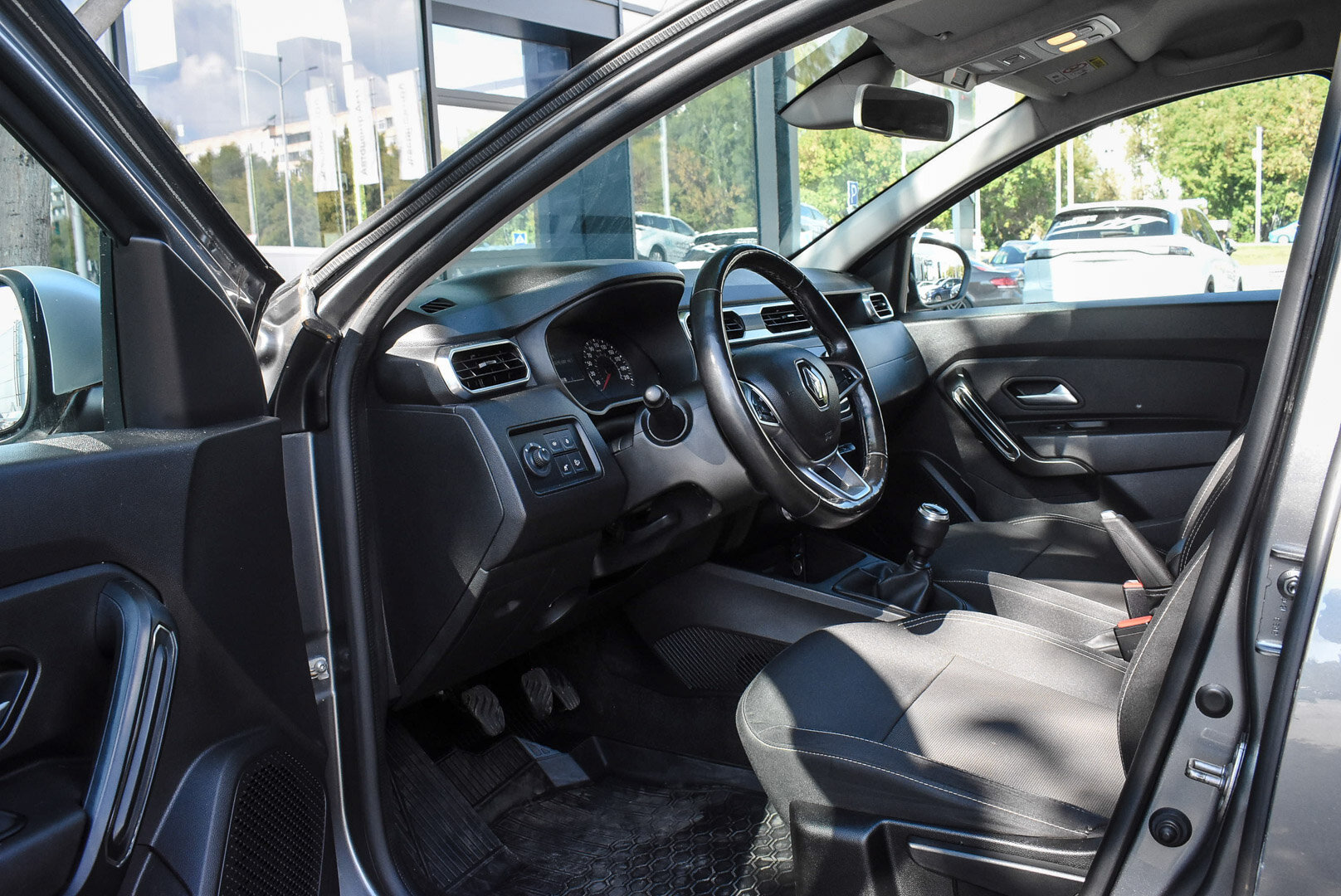 Renault Duster, II 1.6 MT (117 л.с.) 4WD 2021