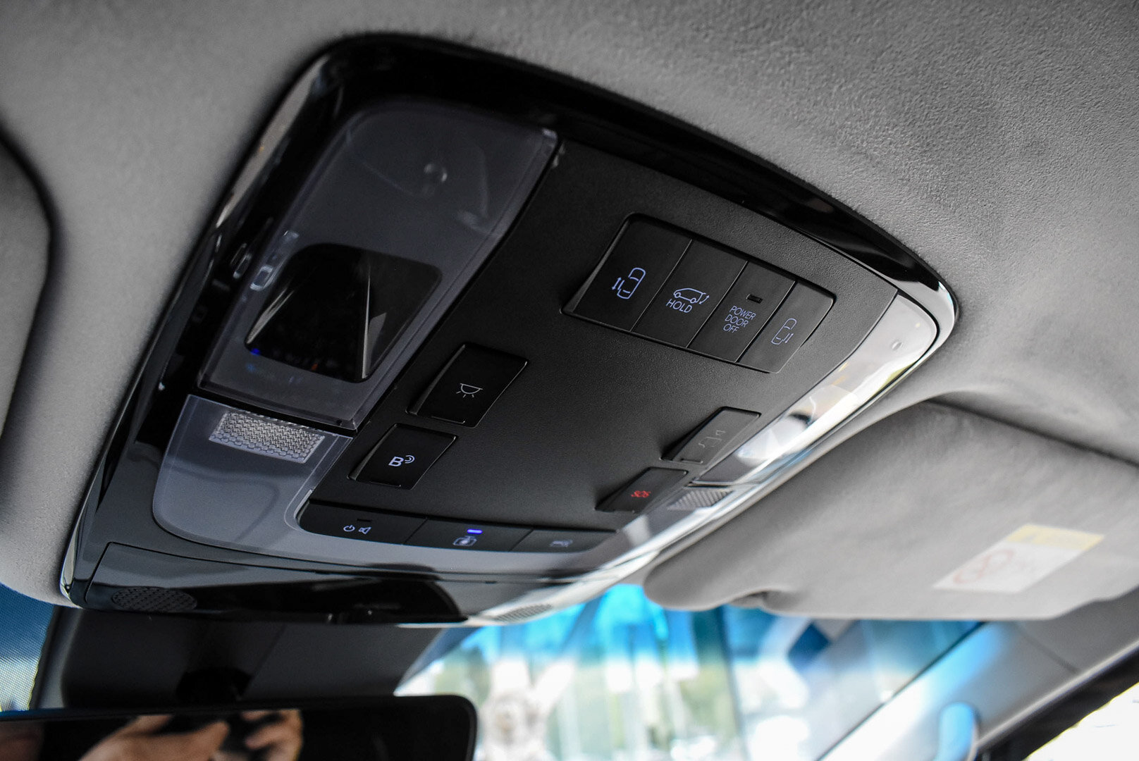 Hyundai Staria, I 2.2d AT (177 л.с.) 2021