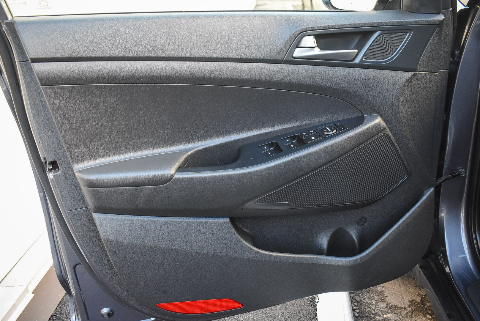 Hyundai Tucson, III 2.0 AT (150 л.с.) 4WD 2015