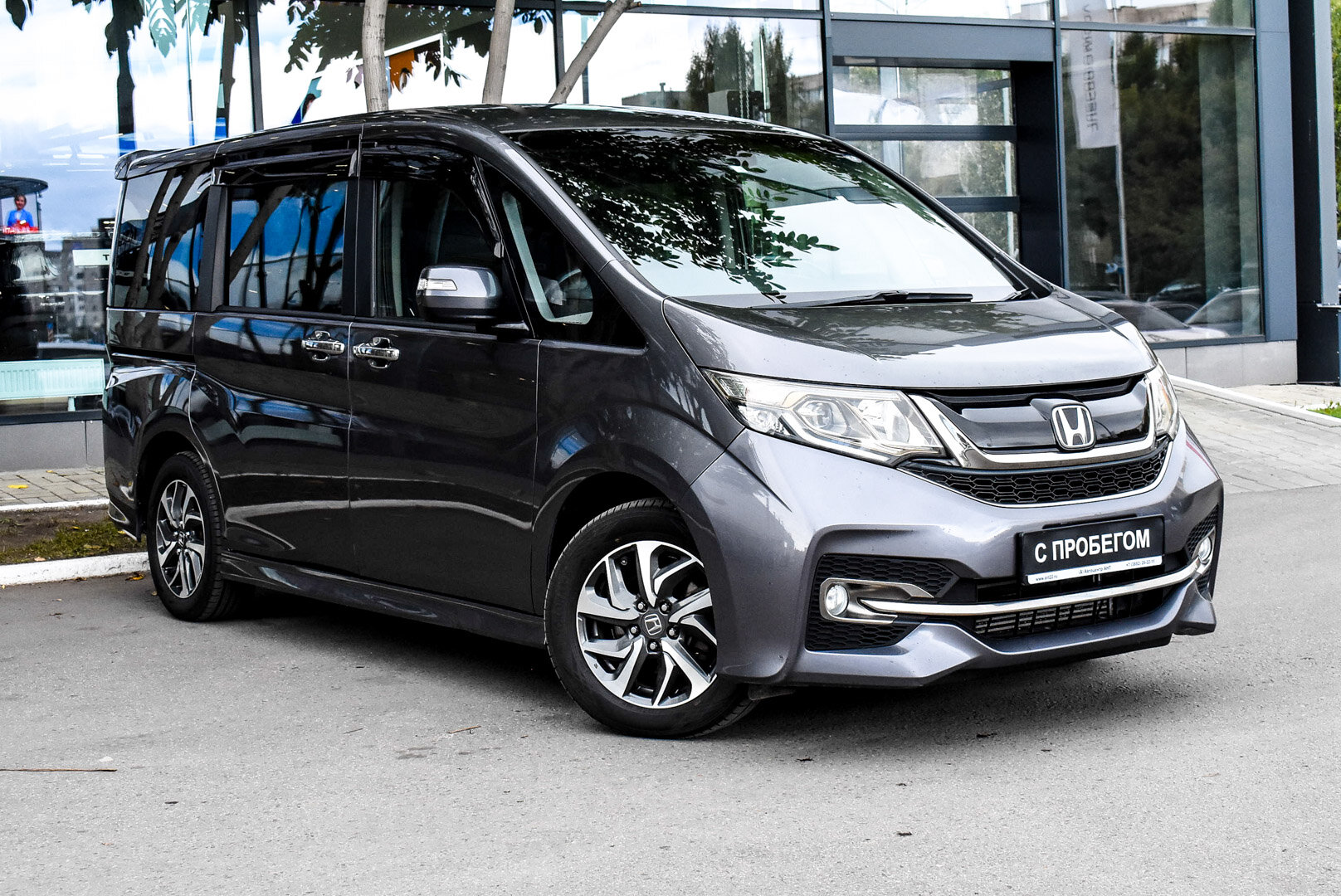 Honda Stepwgn, V Spada 1.5 CVT (150 л.с.) 4WD 2016