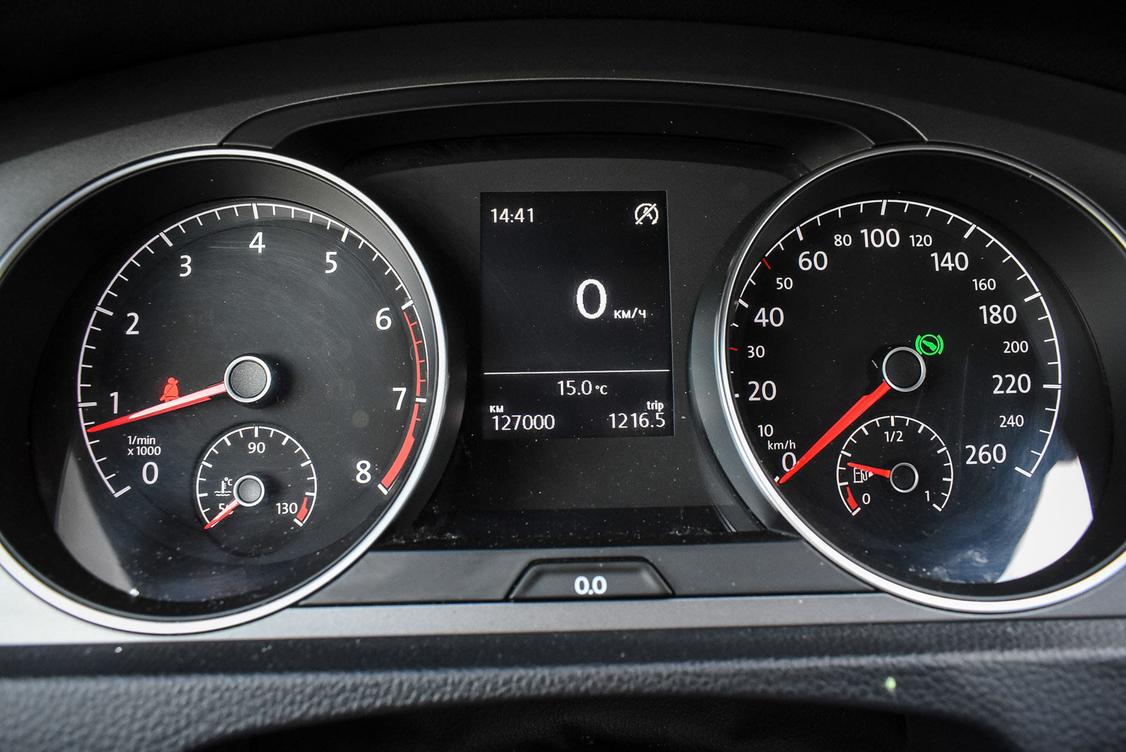 Volkswagen Golf, VII 1.4 AMT (122 л.с.) 2014