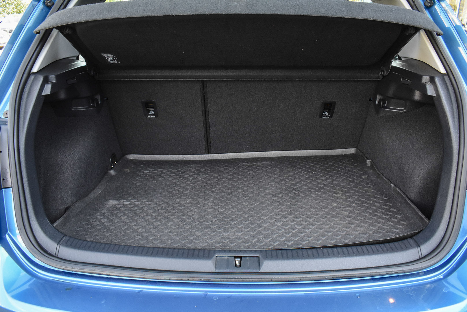 Volkswagen Golf, VII 1.4 AMT (122 л.с.) 2014