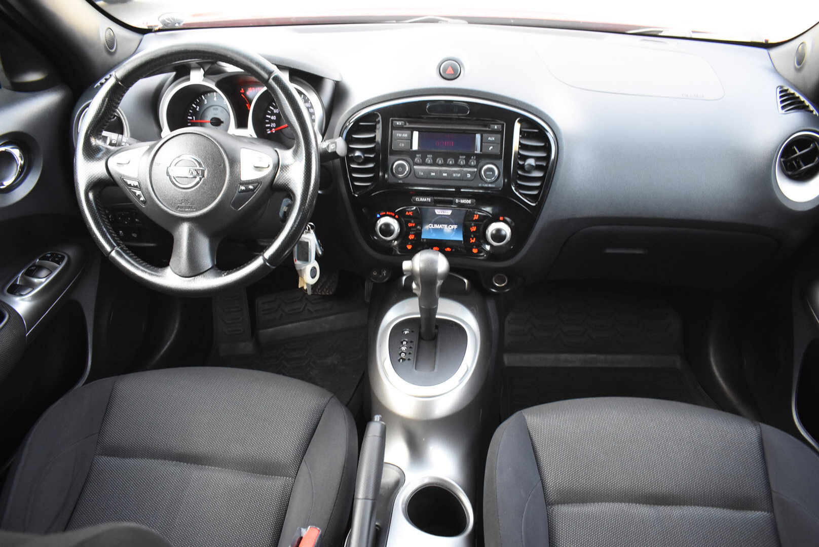 Nissan Juke, I 1.6 CVT (117 л.с.) 2013