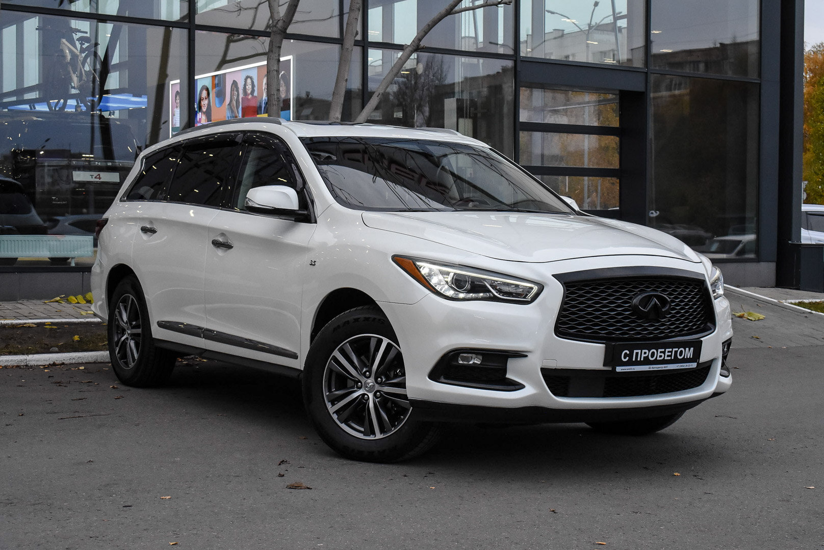 Infiniti QX60, I Рестайлинг 3.5 CVT (262 л.с.) 4WD 2017
